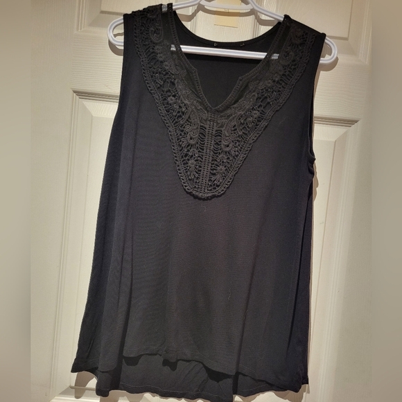 100 - ptp 21 lace trim black sleeveless top - Picture 1 of 1